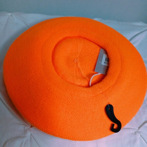 Stretchy Solid Orange Beret - Picture 4 of 4